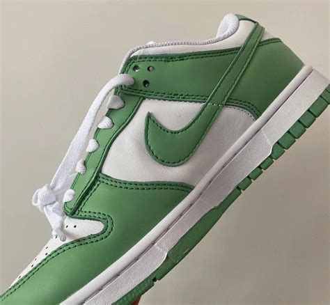 nike dunks hellgrün|green dunks shoes.